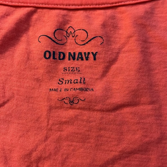 Coral Old Navy T-shirt size Small - Picture 3 of 5